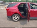 2018 Chevrolet Equinox — photo 8 of 16 | VIN 3GNAXTEXXJS512681