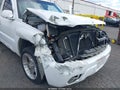2002 Chevrolet Avalanche — photo 6 of 17 | VIN 3GNEK13T02G251229