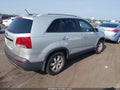 Photo 4 of 11 — 2012 Kia Sorento