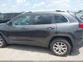 Photo 14 of 16 — 2016 Jeep Cherokee
