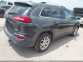 Photo 4 of 16 — 2016 Jeep Cherokee