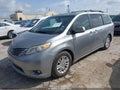 Photo 2 of 19 — 2011 Toyota Sienna
