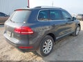 2011 Volkswagen Touareg — photo 4 of 17 | VIN WVGFF9BP0BD000661