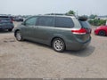 Photo 3 of 16 — 2013 Toyota Sienna
