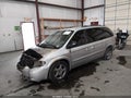 2002 Dodge Grand Caravan — photo 2 of 13 | VIN 2B8GP54L52R589949