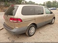 Photo 4 of 17 — 2003 Toyota Sienna