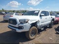 2019 Toyota Tacoma — photo 2 of 16 | VIN 3TMAZ5CN3KM086208