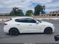 2017 Maserati Levante — photo 13 of 16 | VIN ZN661YUA1HX248171