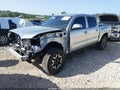 2022 Toyota Tacoma — photo 2 of 19 | VIN 3TYAX5GN9NT036759
