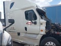 2015 Freightliner Cascadia 125 — photo 12 of 14 | VIN 3AKJGLD52FSGF1821