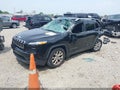 2016 Jeep Cherokee — photo 2 of 21 | VIN 1C4PJLCSXGW137755