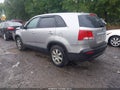 2013 Kia Sorento — photo 3 of 16 | VIN 5XYKT3A11DG356885