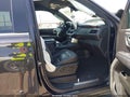2022 Chevrolet Suburban — photo 5 of 16 | VIN 1GNSCCKD1NR167043