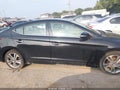 Photo 13 of 16 — 2017 Hyundai Elantra
