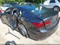 2015 Acura TLX — photo 3 of 19 | VIN 19UUB2F59FA005857