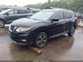 2017 Nissan Rogue — photo 2 of 15 | VIN 5N1AT2MV5HC841816