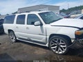 2001 GMC Yukon XL — photo 13 of 16 | VIN 1GKFK66U91J304610