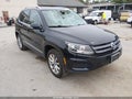 2017 Volkswagen Tiguan — photo 1 of 16 | VIN WVGRV7AXXHK026775