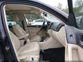 2017 Volkswagen Tiguan — photo 5 of 16 | VIN WVGRV7AXXHK026775