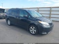 2016 Toyota Sienna — photo 1 of 11 | VIN 5TDKK3DCXGS695619