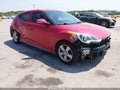 2016 Hyundai Veloster — photo 1 of 17 | VIN KMHTC6AEXGU291610