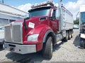 2022 Kenworth T880 — photo 2 of 16 | VIN 1NKZXPTX0NJ462160