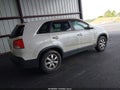 2011 Kia Sorento — photo 4 of 11 | VIN 5XYKTCA10BG012655