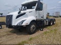 2019 Volvo VNL — photo 2 of 12 | VIN 4V4NC9EG3KN206639