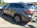2016 Toyota Highlander — photo 3 of 17 | VIN 5TDBKRFH8GS298003