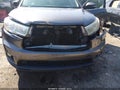 2016 Toyota Highlander — photo 6 of 17 | VIN 5TDBKRFH8GS298003