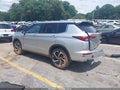 2024 Mitsubishi Outlander — photo 3 of 16 | VIN JA4J3VA80RZ045147