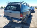 2000 Toyota Tundra — photo 4 of 16 | VIN 5TBBT4418YS074181