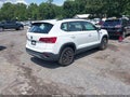 2024 Volkswagen Taos — photo 4 of 16 | VIN 3VV5X7B22RM061659