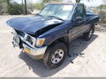 1995 Toyota Pickup — photo 2 of 15 | VIN 4TARN01P9SZ320514