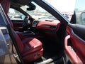 2017 Maserati Levante — photo 5 of 17 | VIN ZN661YUS7HX246143