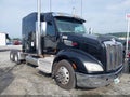 2018 Peterbilt 579 — photo 1 of 15 | VIN 1XPBD49X1JD472219