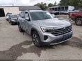 2024 Volkswagen Atlas — photo 1 of 16 | VIN 1V2HR2CA4RC580632