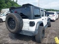 2019 Jeep Wrangler Unlimited — photo 4 of 17 | VIN 1C4HJXDN1KW683552