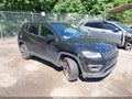 2020 Jeep Compass — photo 1 of 15 | VIN 3C4NJDCB8LT147097