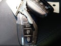 2017 Hyundai Santa Fe — photo 11 of 16 | VIN KM8SNDHF2HU171763