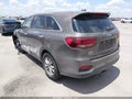 2019 Kia Sorento — photo 3 of 20 | VIN 5XYPGDA38KG480571