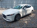 2020 Mazda 3 — photo 2 of 11 | VIN 3MZBPABLXLM130786