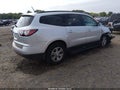 2017 Chevrolet Traverse — photo 4 of 19 | VIN 1GNKRHKD8HJ158905