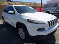 2018 Jeep Cherokee — photo 1 of 17 | VIN 1C4PJMCB0JD528518