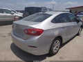 2019 Chevrolet Cruze — photo 4 of 15 | VIN 1G1BJ5SM5K7103565