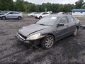 2007 Honda Accord — photo 2 of 17 | VIN 1HGCM66517A094211