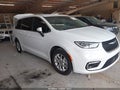 2023 Chrysler Pacifica — photo 1 of 17 | VIN 2C4RC1BG0PR502604