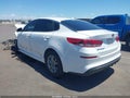 2019 Kia Optima — photo 3 of 17 | VIN 5XXGT4L38KG300020