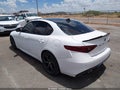 2019 Alfa Romeo Giulia — photo 3 of 16 | VIN ZARFAMBNXK7605375