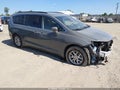 2022 Chrysler Pacifica — photo 1 of 17 | VIN 2C4RC1BG5NR179342